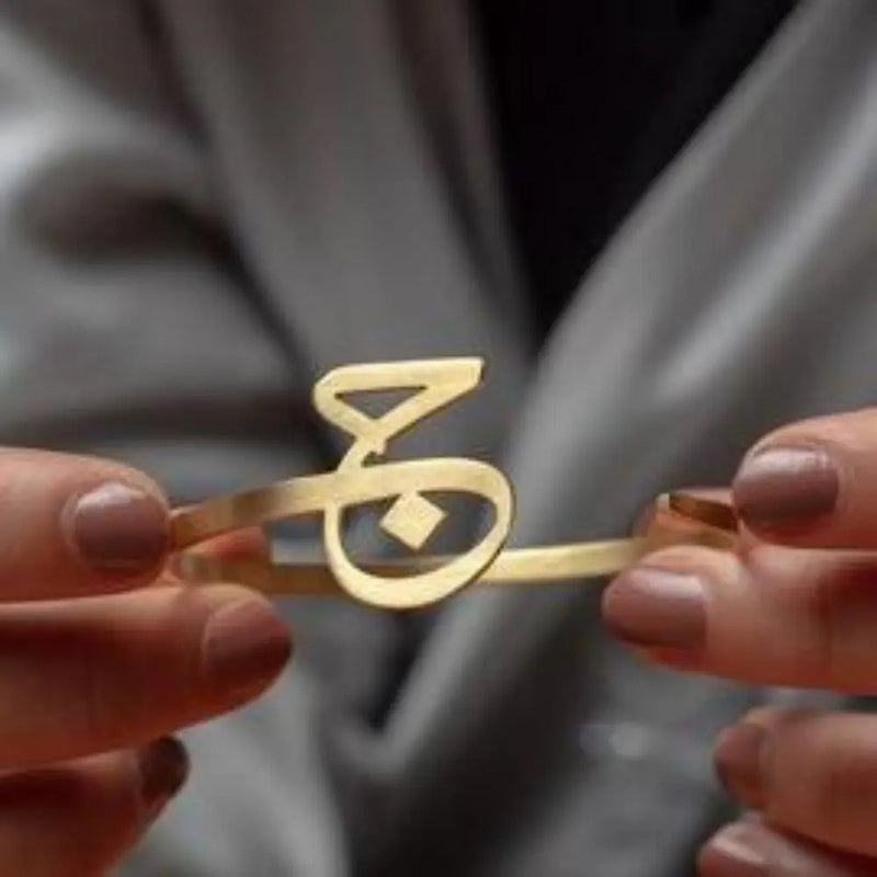 PERSONALIZED 18K GOLD PLATED ADJUSTABLE ALPHABET BRACELET