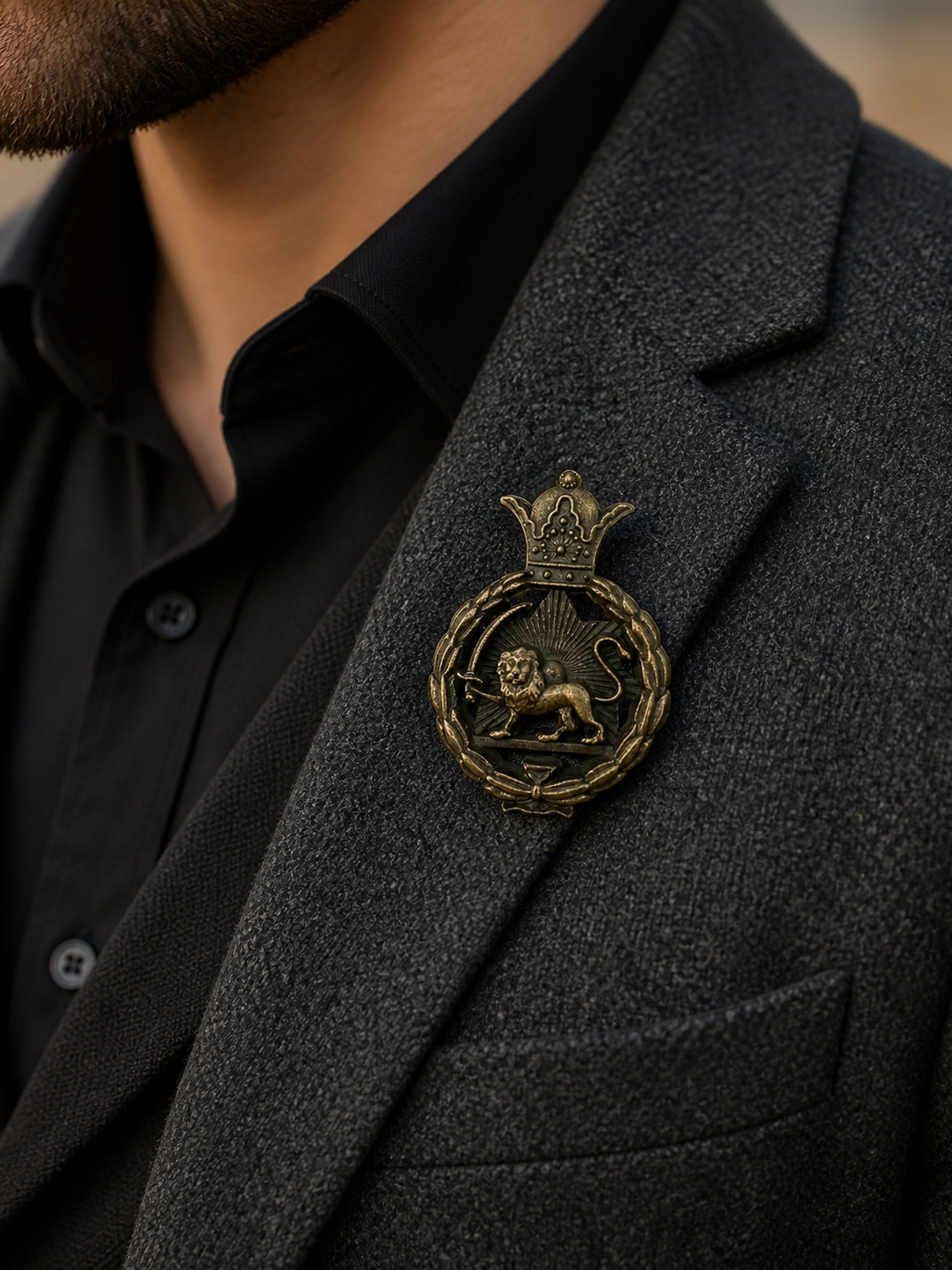 BROCHE VINTAGE LION ET SOLEIL