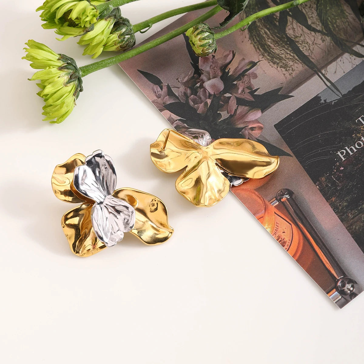 TWO-TONE WAVE FLOWER EAR STUDS – 18K GOLD PLATED STAINLESS STEEL EARRINGS