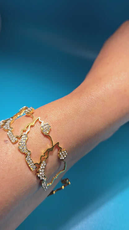 Iran 9 Map Bracelet – Full Blue Lab Diamond